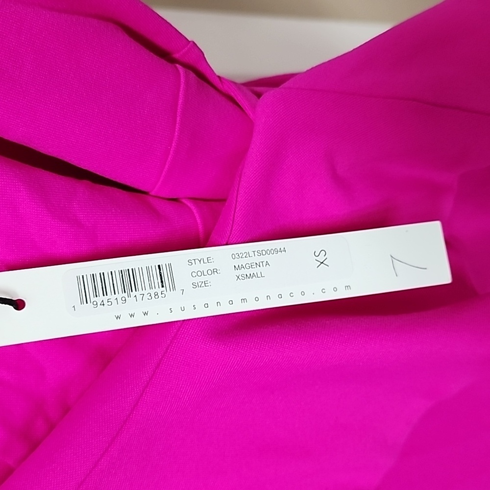 ‼️FINAL PRICE!!‼️  💗 SUSANA MONACO WRAP RUFFLE MAGENTA MINI DRESS 💗 - Picture 4 of 5